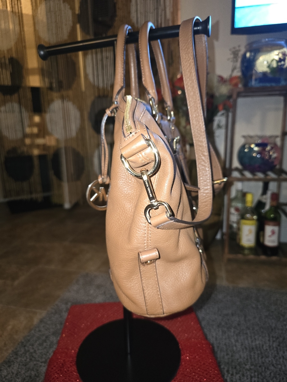 👜MK Michael Kors Pebbled Leather Satchel with MK Charm In Preloved Condition - Picture 4 of 10